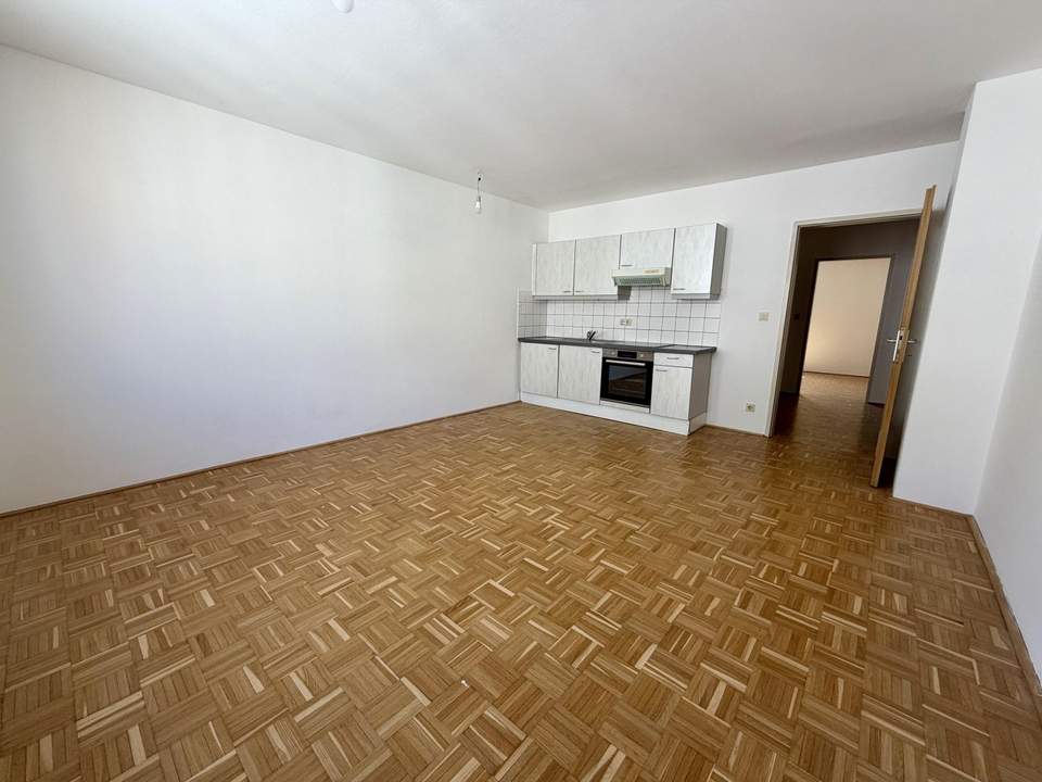 2 Zimmer + Parkplatz-Option: Stressfrei Wohnen.