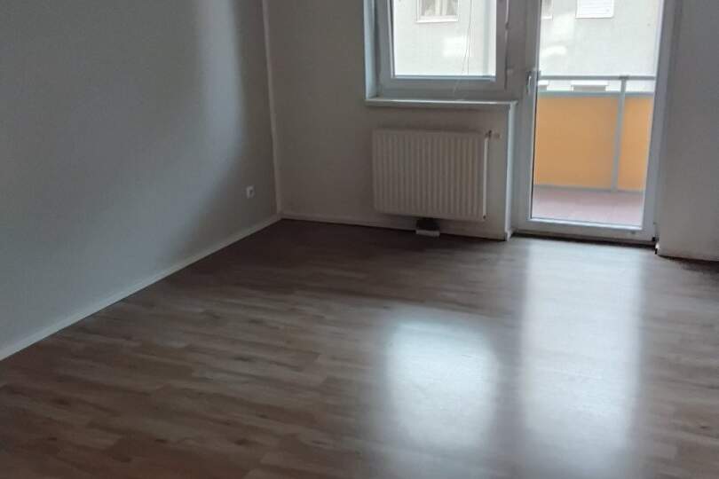 Attraktive 3-Zimmer-Wohnung mit Küche und Loggia!, Wohnung-miete, 587,08,€, 2441 Baden