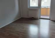Attraktive 3-Zimmer-Wohnung mit Küche und Loggia!
