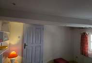 Zwei sanierungsbedürftige Häuser in absoluter Ruhe/Alleinlage