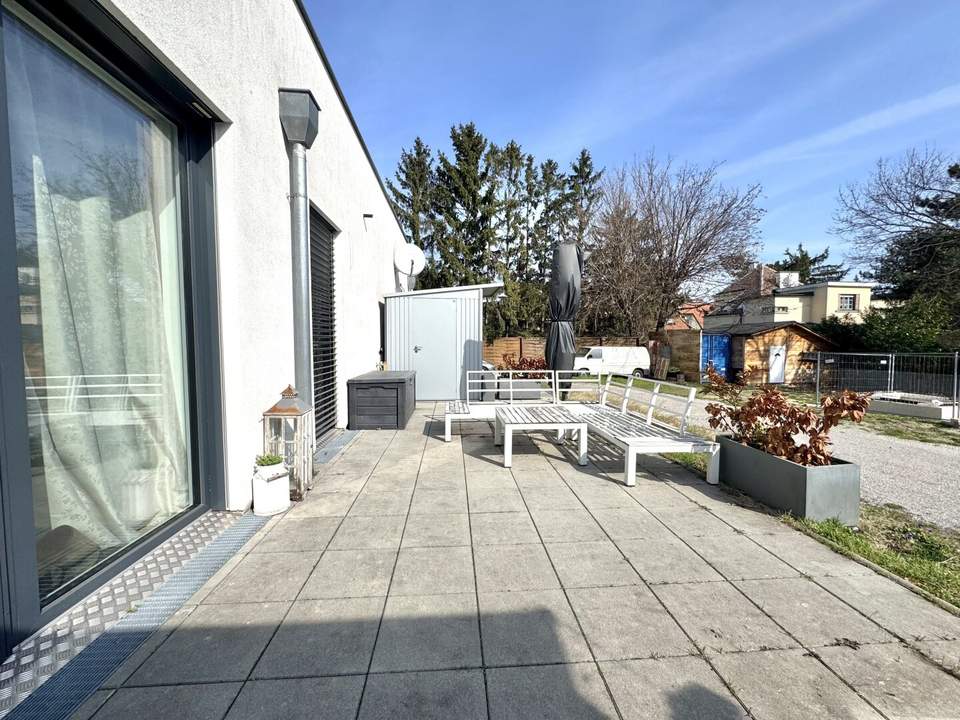 Ansprechendes Wohnen mit viel Platz - Erdgeschoss mit großzügiger Terrasse - befristet vermietet bis 04/2028