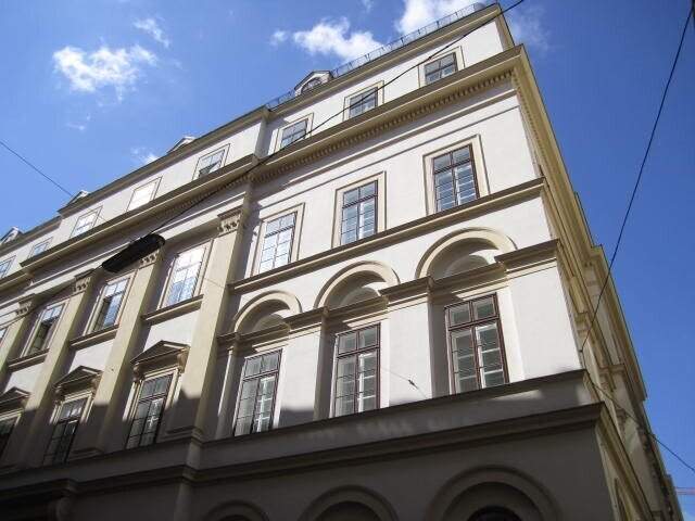 Traumhaftes Büro hinter dem Burgtheater