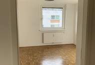 Provisionsfrei | Top sanierte 2-Zimmer-Wohnung | ruhig &amp; hell | Lift | sofort bezugsfertig