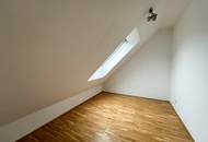 TOP gestylte Dachgeschosswohnung!