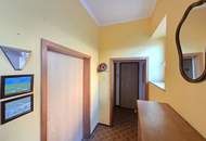 Geräumiges Bauernhaus samt großem Nebengebäude im Bauland