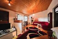 Provisionsfrei !!! Großzügiges Haus mit 7 Zimmer und 2 Eingängen am Ortsrand von Tschurndorf!