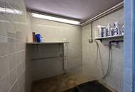 ***Schmuckes Einfamilienhaus in ruhiger Siedlungslage – Pool, Sauna, Werkstatt & großes Nebengebäude***