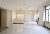 Nächst Neubaugasse! Südwestseitiger 4-Zimmer-Altbau mit Balkon in ruhiger Seitengasse!