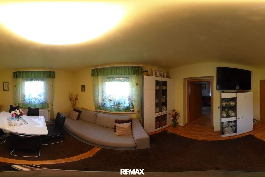 Frisch modernisiert! Helle 3-Zimmer-Wohnung mit neuem Bad, neuer Elektrik, moderner Küche & Grünblick in Kapfenberg