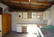 GEDIEGENES HAUS MIT ZWEI WOHNEINHEITEN UND GROSSEM GARTEN!