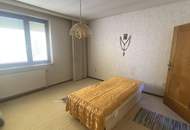BRING MICH ZUM STRAHLEN! Sanierungsbedürftiges Wohnhaus mit zwei Wohneinheiten und besonderem Flair!