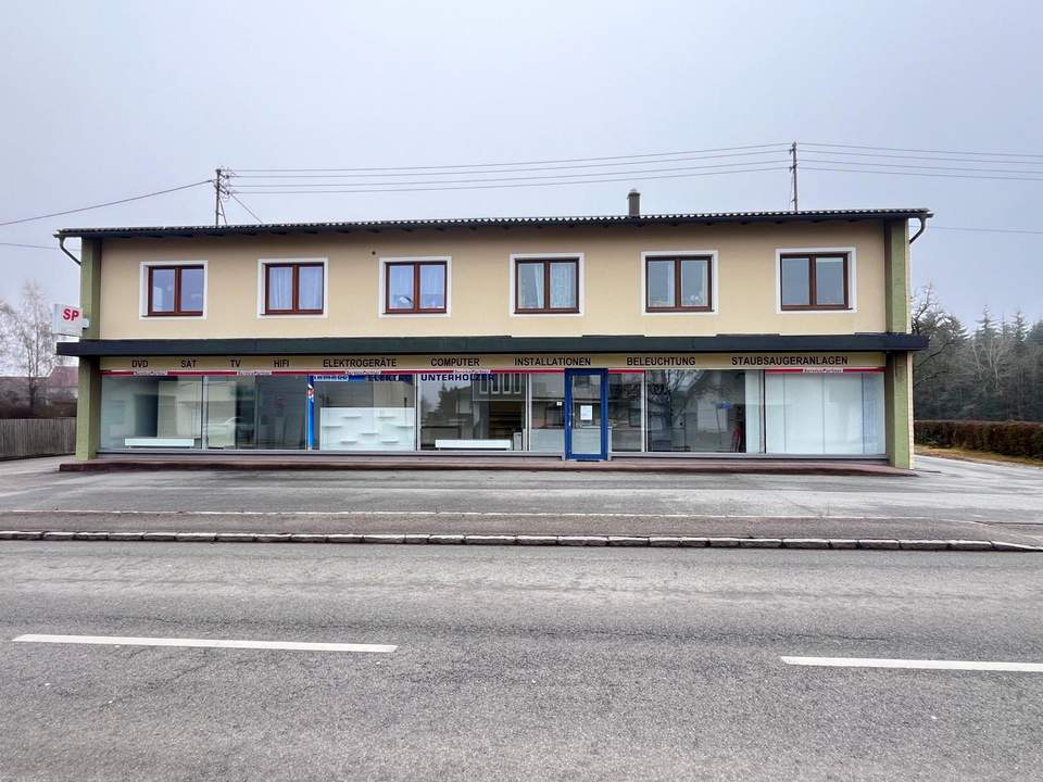 Büro, Geschäftsfläche und Lager zum vermieten!