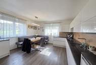 Sehr gepflegtes Wohnhaus mit separaten Nebengebäude und Langcarport in ländlicher und sonniger Sackgassenlage