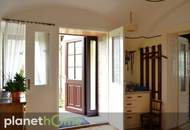 Ebenerdiges Wohnhaus inklusive Einliegerwohnung und romantischem Bauerngarten!