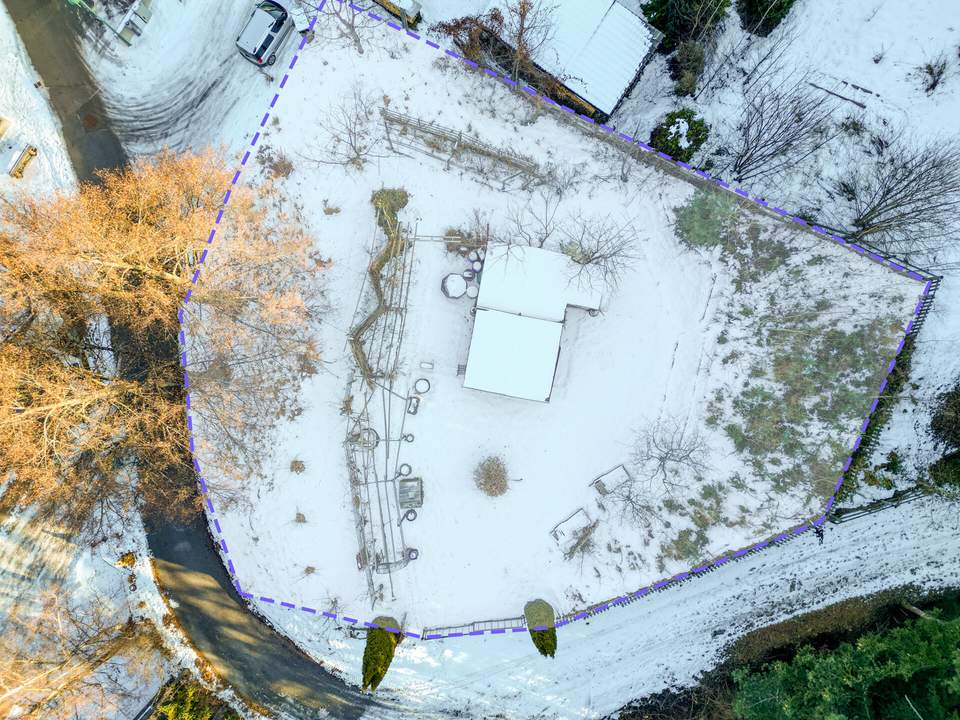Ruheoase mit Bergpanorama – Baugrundstück in erhöhter Lage von Roppen
