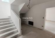 Attraktiver Firmenstandort: Büro/Haus und 1,516 m2 Halle/Lager zu mieten