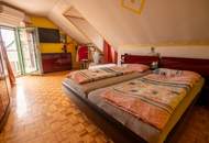 Großes Wohnhaus mit Heurigenlokal / 5 Gästezimmern und einem Miethaus