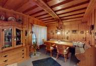 Landhaus, Park und viel Wald