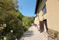 Großzügige helle 3-Zi-DG-Wohnung mit Garten in Gloggnitz - ideal für Ruhesuchende!