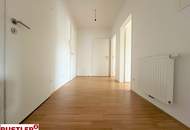 STADTLEBEN PUR | 3-ZIMMERWOHNUNG IM OBERSTEN STOCKWERK