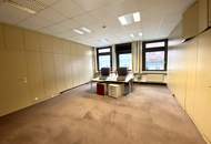 +++ ZENTRALE LAGE +++ Lichtdurchflutetes Büro in gut angebundener Lage