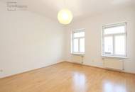 CHARAKTERVOLL WOHNEN – ALTBAUFLAIR NAHE AUGARTEN