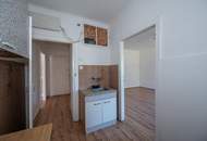 ++NEU++ 2-Zimmer Altbau-Wohnung zum Sanieren – entfalten Sie Ihr Wohntraum-Potenzial!