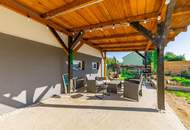 TRAUMHAUS MIT POOL, GARTEN, TERRASSE & GARAGE IN RUHIGER LAGE IM WEINVIERTEL!