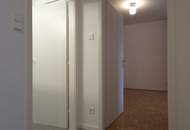 * WG geeignet * perfekte Starter / Paarwohnung * 2 Zimmer * saniert *