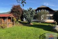 Großes Wohnhaus mit Garagen und vielen Möglichkeiten!