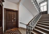 Sanierungsbedürftiger Stilaltbau mit Balkonoption!