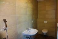 Moderne Doppelhaushälfte mit Photovoltaikanlage, Terrasse und Garten !