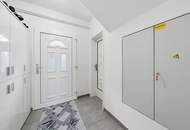 Investment-Tipp: Attraktives Mehrparteienhaus mit drei Wohneinheiten in Haschendorf!