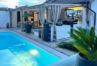 Hinterbrühl: Urlaubsfeeling in extravaganter Doppelhaushälfte