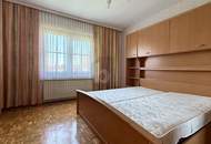 BUNGALOW MIT XXL GARTEN, KELLER & NEBENGEBÄUDE IN TOP RUHELAGE