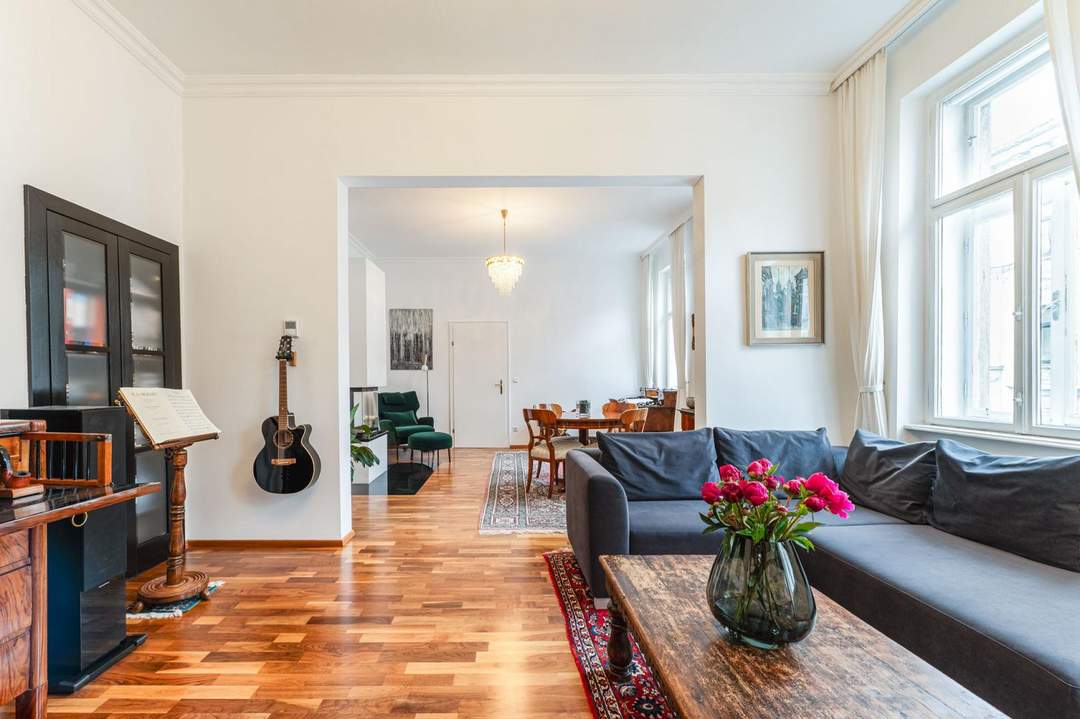 Stilvoller Altbau mit Charme & Substanz | Zentrale Lage | Ruhig