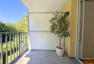 Neubauwohnung mit Loggia in sehr gutem Zustand