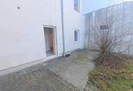 ZENTRUMSLAGE! Zinshaus mit 6 Wohneinheiten! 3 Wohnungen VERMIETET / 3 FREI und SANIERT