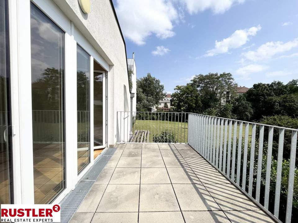 Sonnige 3-Zimmerwohnung mit Balkon im Hofgebäude!