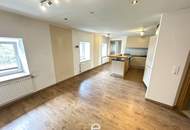 Großzügiges Einfamilienhaus mit XXL-Doppelgarage &amp; viel Potential in Steinerkirchen an der Traun