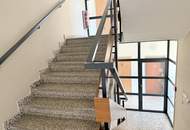 Südstadt: helle 2-Zimmer-Wohnung mit Loggia