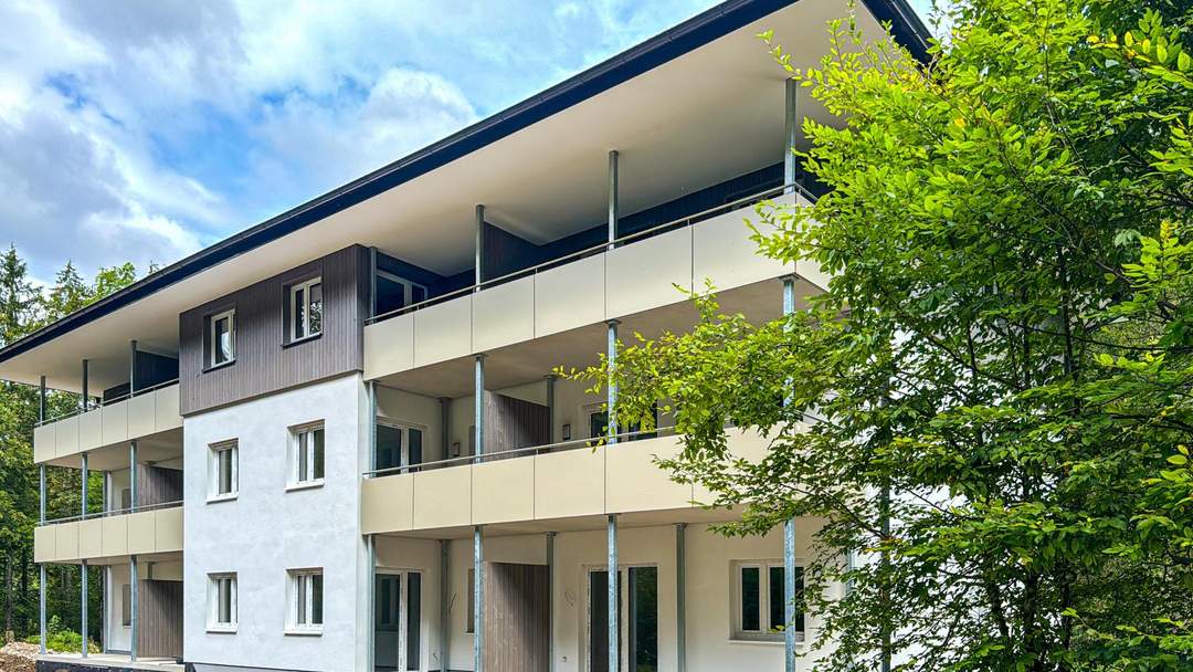 FERIENWOHNUNGEN in PERFEKTER RUHELAGE - WALDNESS PUR ! TOURISTISCHE Vermietung möglich ! DIREKTER BACHZUGANG ! BEZUGSFERTIG !