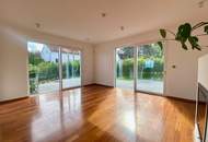 LICHTDURCHFLUTETES FREISTEHENDES HAUS AM HEUBERG MIT GARTEN UND FERNBLICK