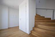 BEZAUBERNDE DG-MAISONETTE IM ERSTBEZUG: 2 ZIMMER, TERRASSE, TRAUMAUSSICHT - PROVISIONSFREI!