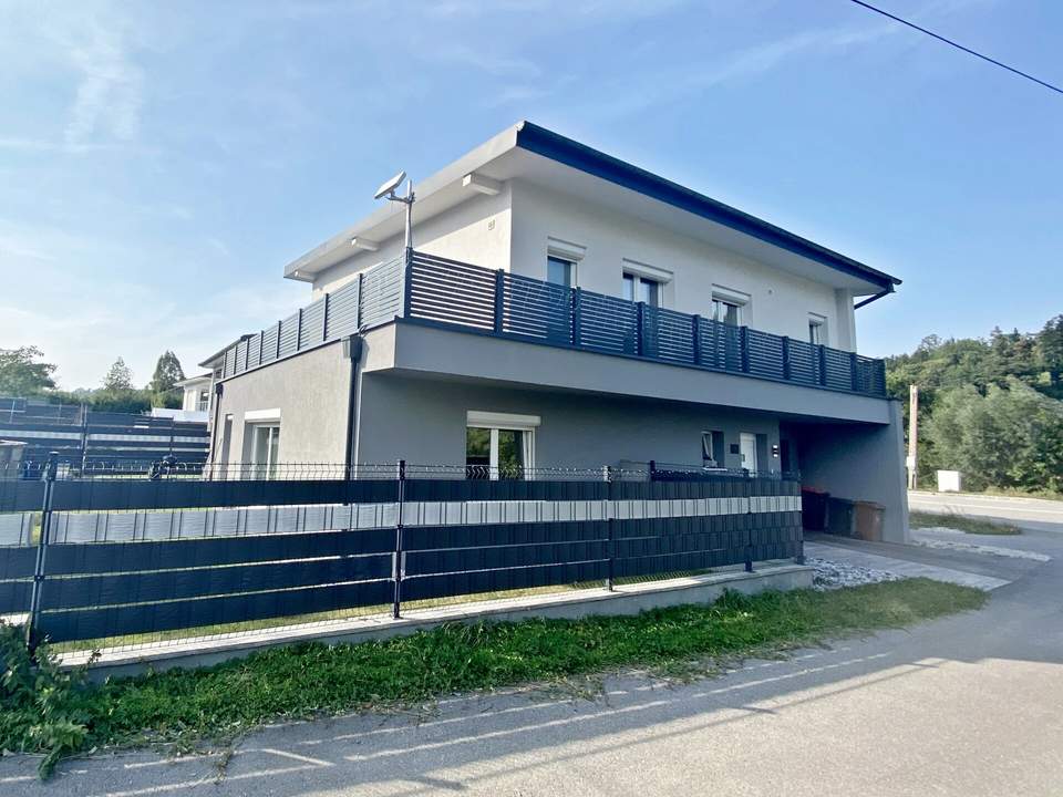 Modernes Einfamilienhaus mit Garage!