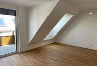 Moderne 2-Zimmer-Dachgeschosswohnung mit Komplettküche, Balkon und Kellerabteil / ALF52 3-15