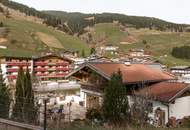 Alpenidylle trifft Flexibilität – Großzügiges Wohnen und Vermieten im Herzen von Saalbach-Hinterglemm.