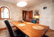 WOHNEN AM SEE - Absolute Rarität in unmittelbarer Seenähe mit Bergblick - 5 Zimmer Erdgeschoßwohnung mit großzügigen Räumlichkeiten und sehr interessanten Kaufpreis