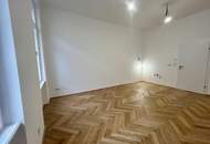 360° TOUR // GENERALSANIERTE ALTBAUWOHNUNG