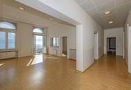 Freizeitwohnsitz-Altbaujuwel in erster Seereihe